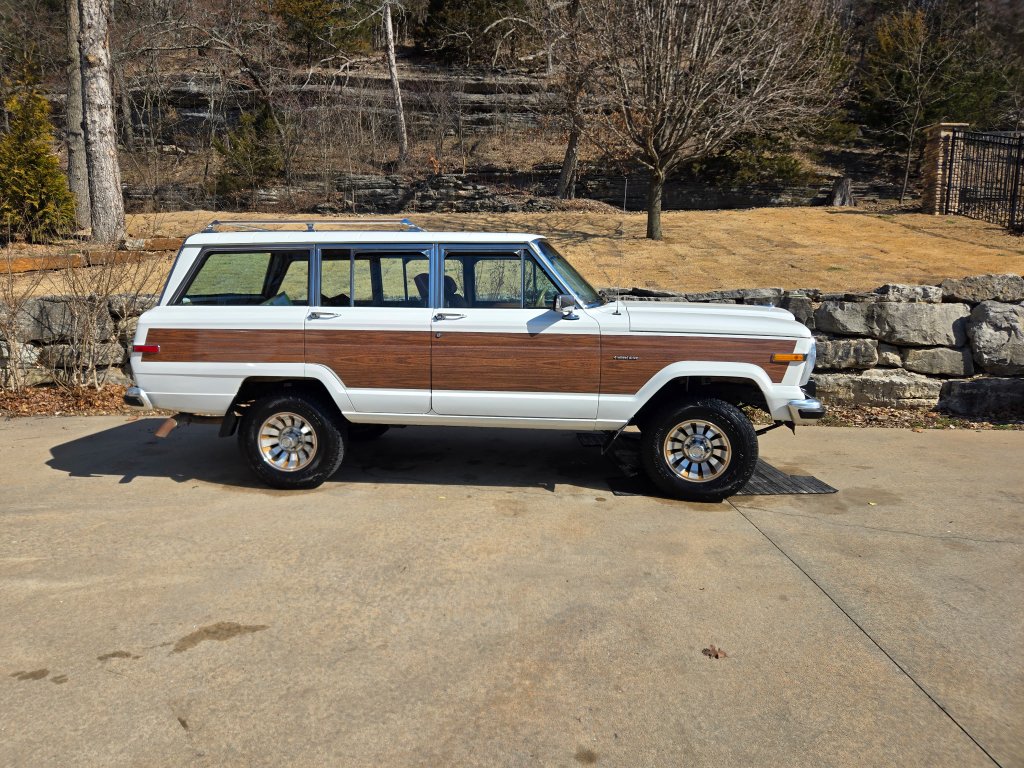 Classic Wagoneer